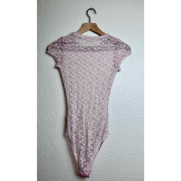 Free People Intimately Lace Bodysuit - Size - S - Soft Pink - NWOT - Picture 1 of 3